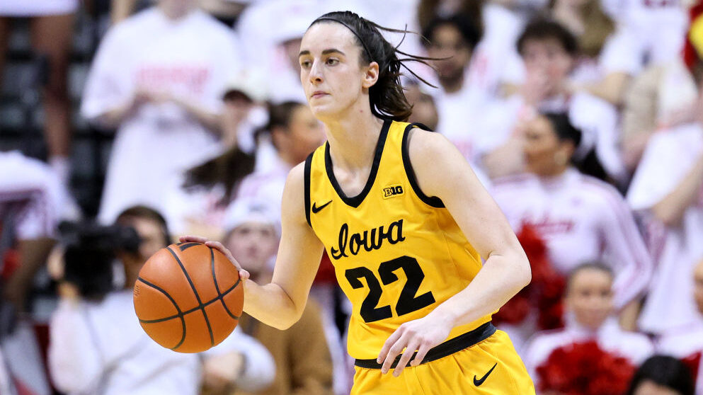 Iowa star Caitlin Clark declares for 2024 WNBA Draft
