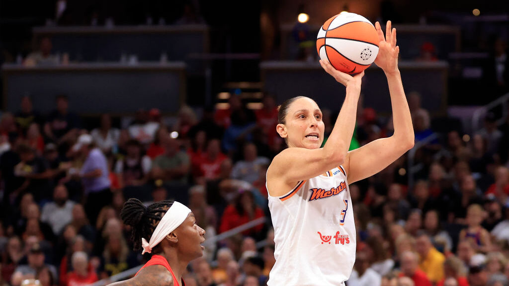 Diana Taurasi #3 of the Phoenix Mercury...