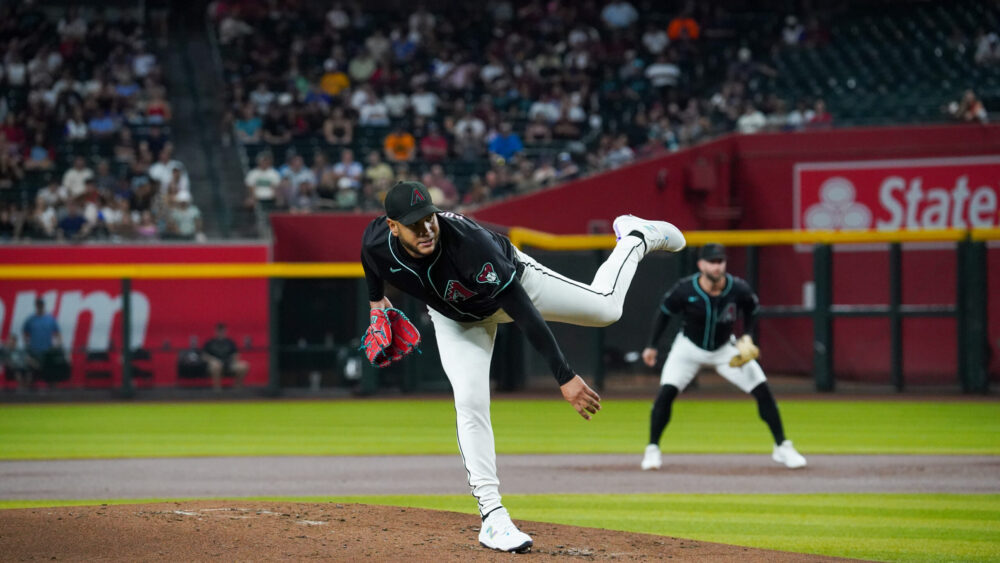 EDUARDO RODRIGUEZ...