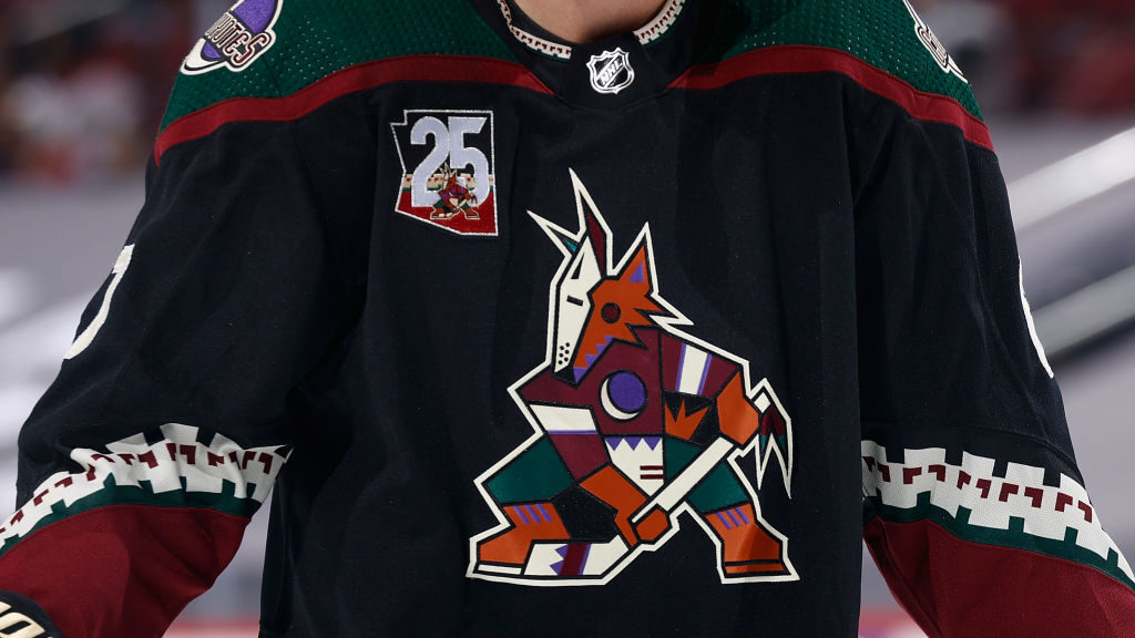 Coyotes return branding and naming rights to NHL