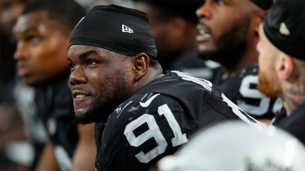 Bilal Nichols, Cardinals agree to terms on 3-year contract, per report