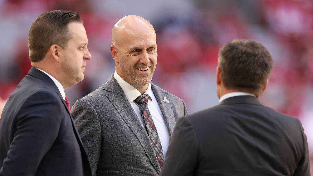 Arizona Cardinals GM Monti Ossenfort chats pregame...