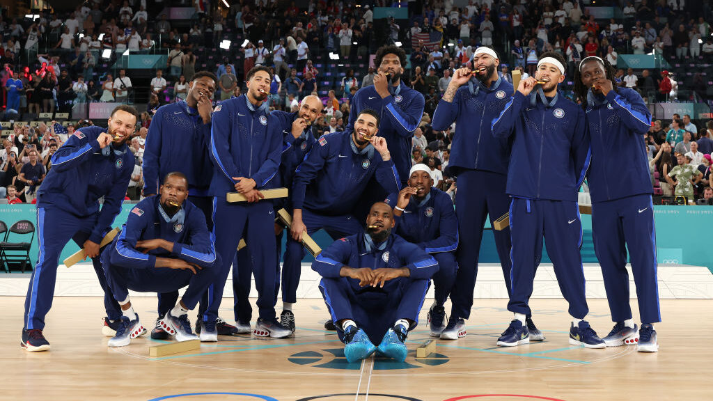 Booker and Durant shine at Summer Olympics, leading Suns to victory