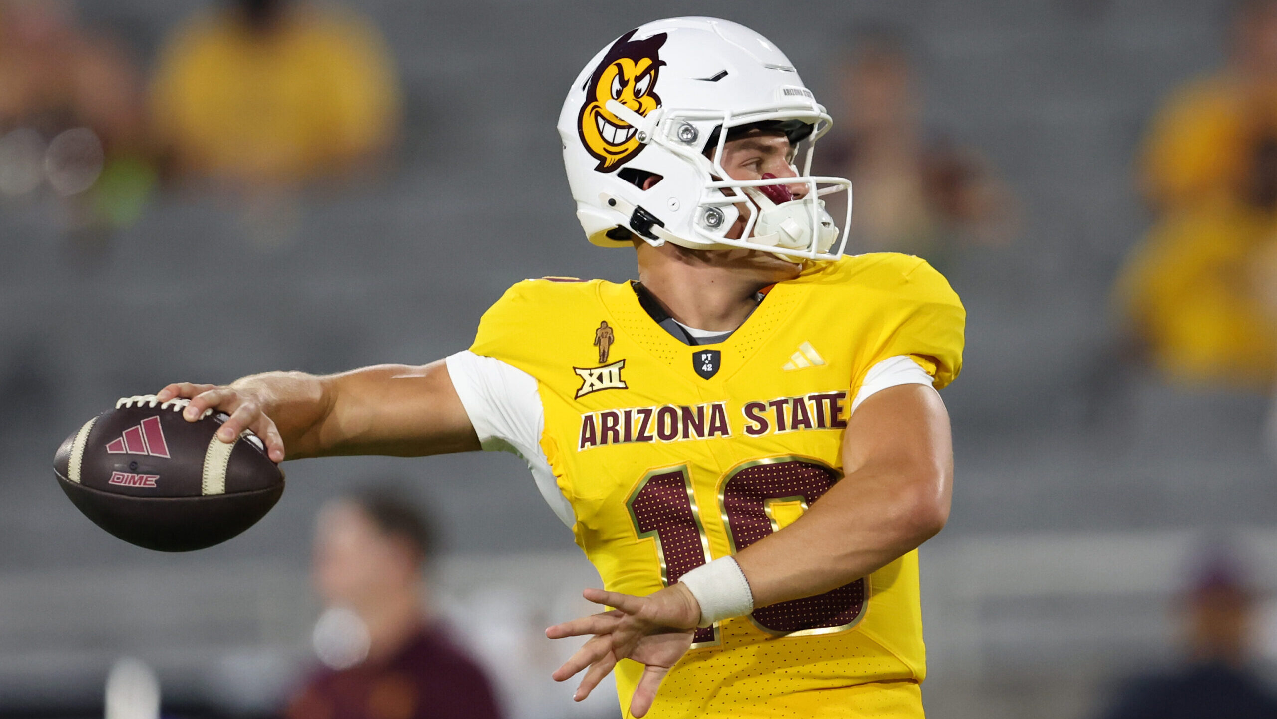 ASU's Sam Leavitt delivers 52-yard TD pass in 1st half shootout vs. Texas State