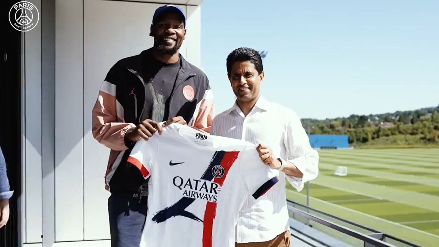 Kevin Durant purchases minority stake in French soccer club PSG