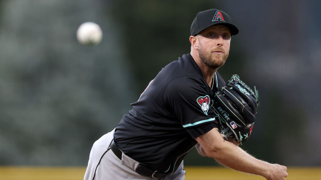 Merrill Kelly 'very likely' to start Sunday, per Diamondbacks' Lovullo