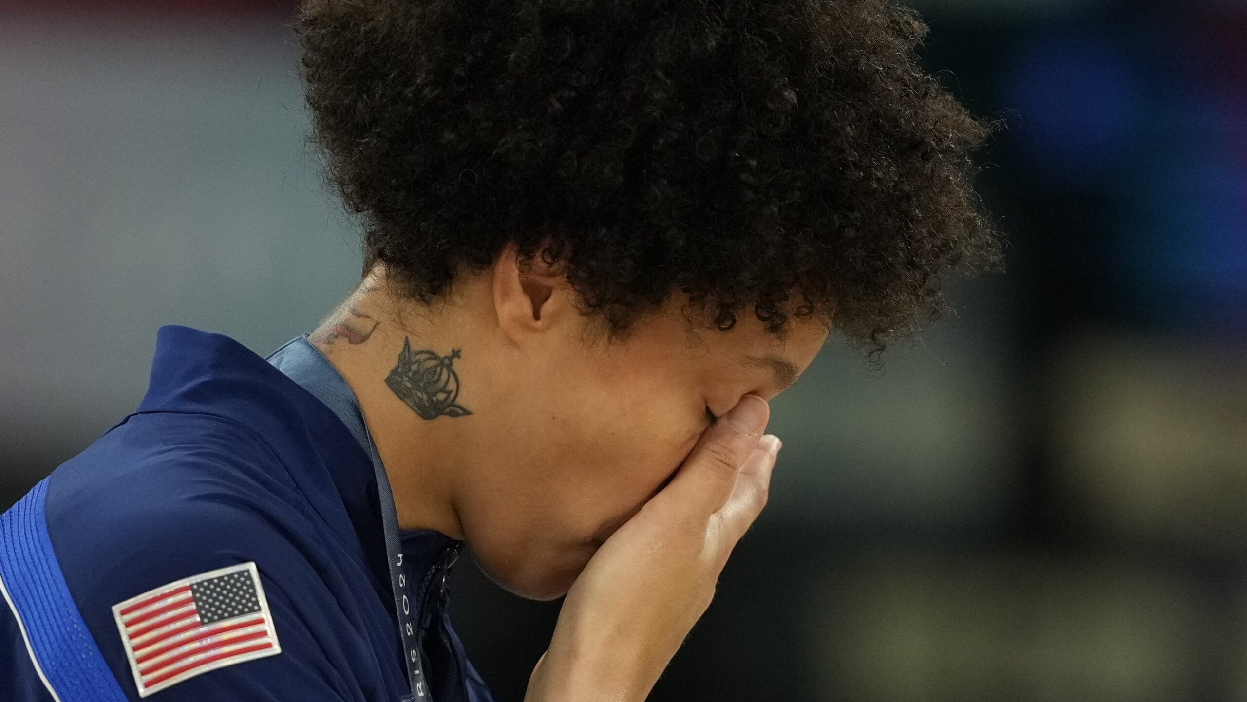 Mercury's Brittney Griner lets tears flow during national anthem after US women win gold