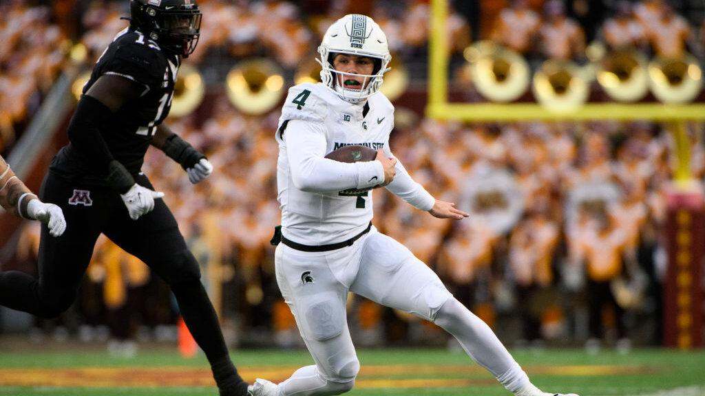 Sam Leavitt named Arizona State's starting quarterback, beats out Jeff Sims